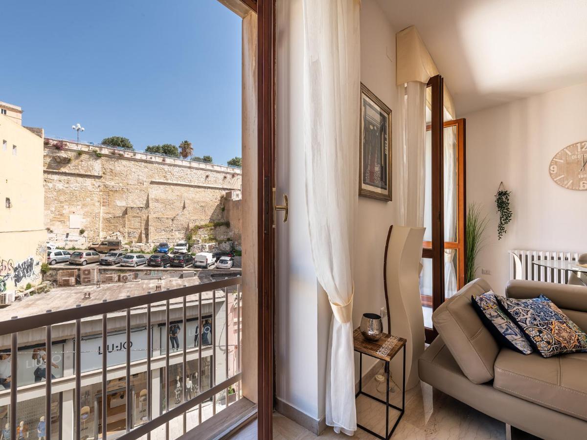 Apartment On Shopping Street Cagliari Exteriér fotografie